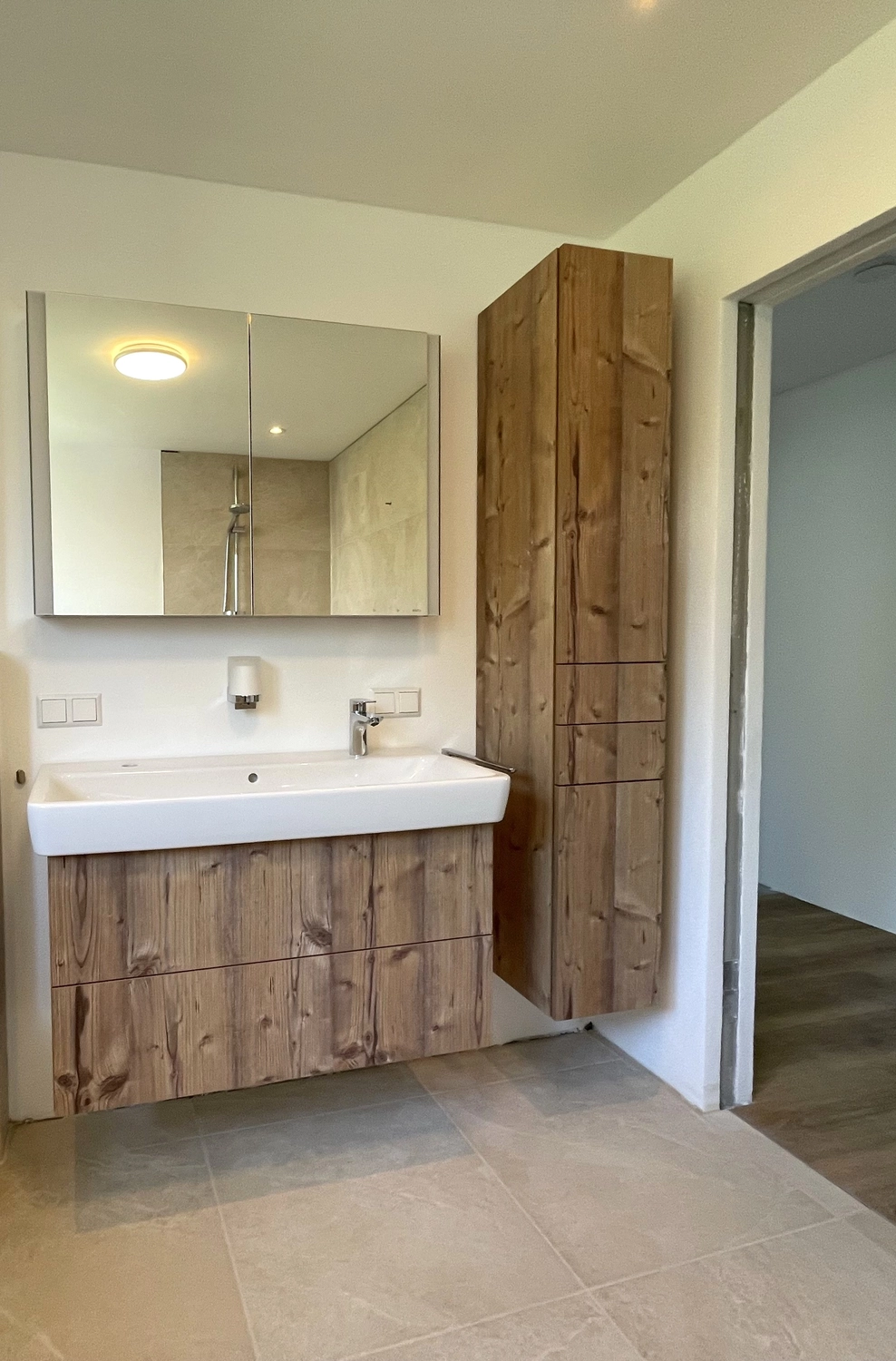 BST Projekt-Bau GmbH - Badsanierung - nachher