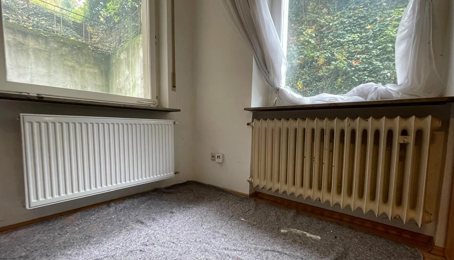 BST Projekt-Bau GmbH - Badsanierung -Heizkörpern alt vs neu