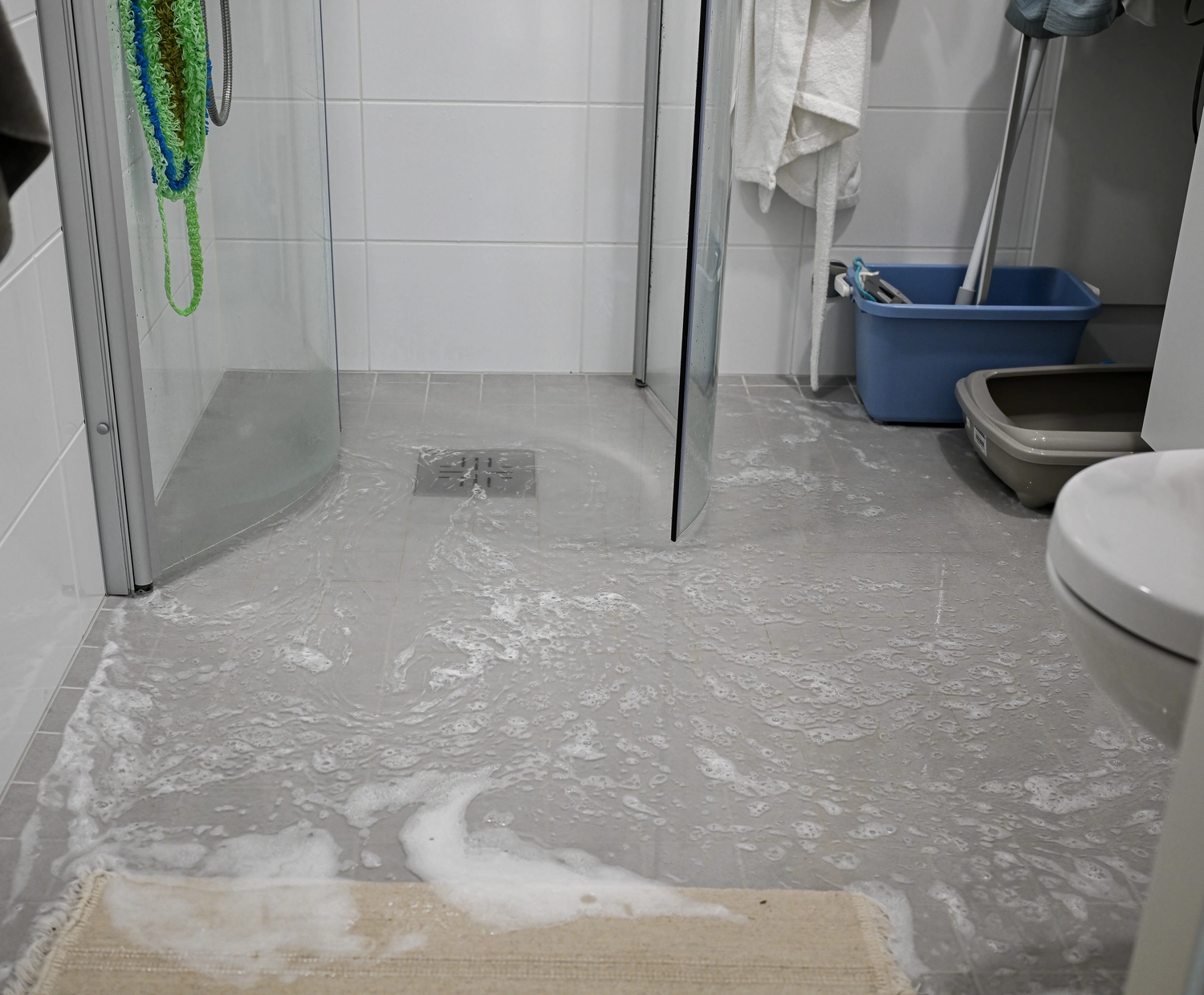 BST Projekt-Bau GmbH - Badsanierung -Hier noch ein paar Fallbeispiele, woran es oft liegen kann: